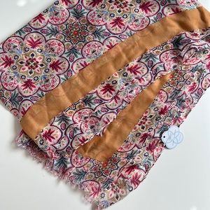 Paisley printed scarf or wrap